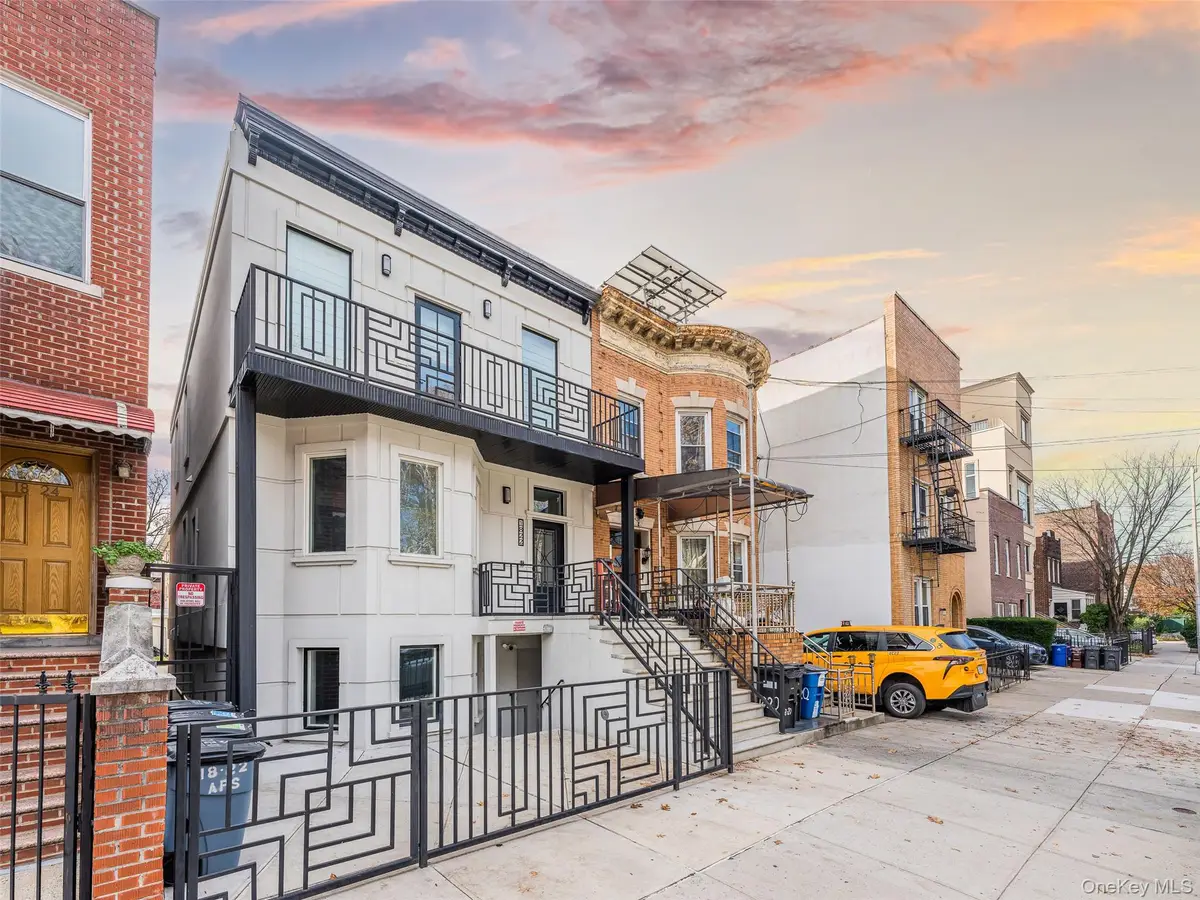 1822 Astoria Park S, Astoria, NY 11102 - Image #1