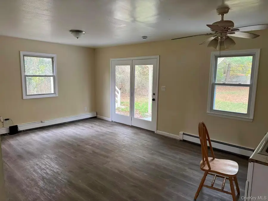 20 Westfield Road, Coram, NY 11727 - Image #3