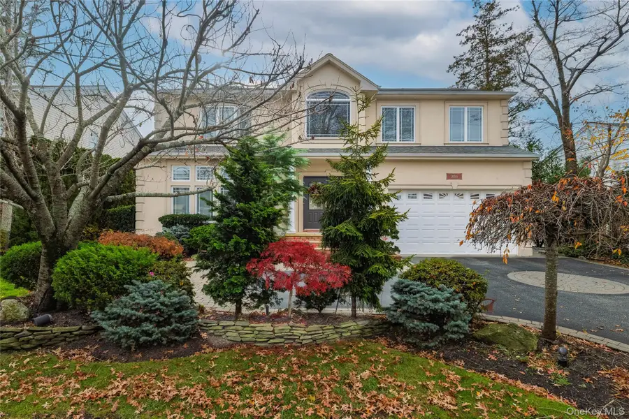 3056 Valentine Place, Wantagh, NY 11793 - Image #3