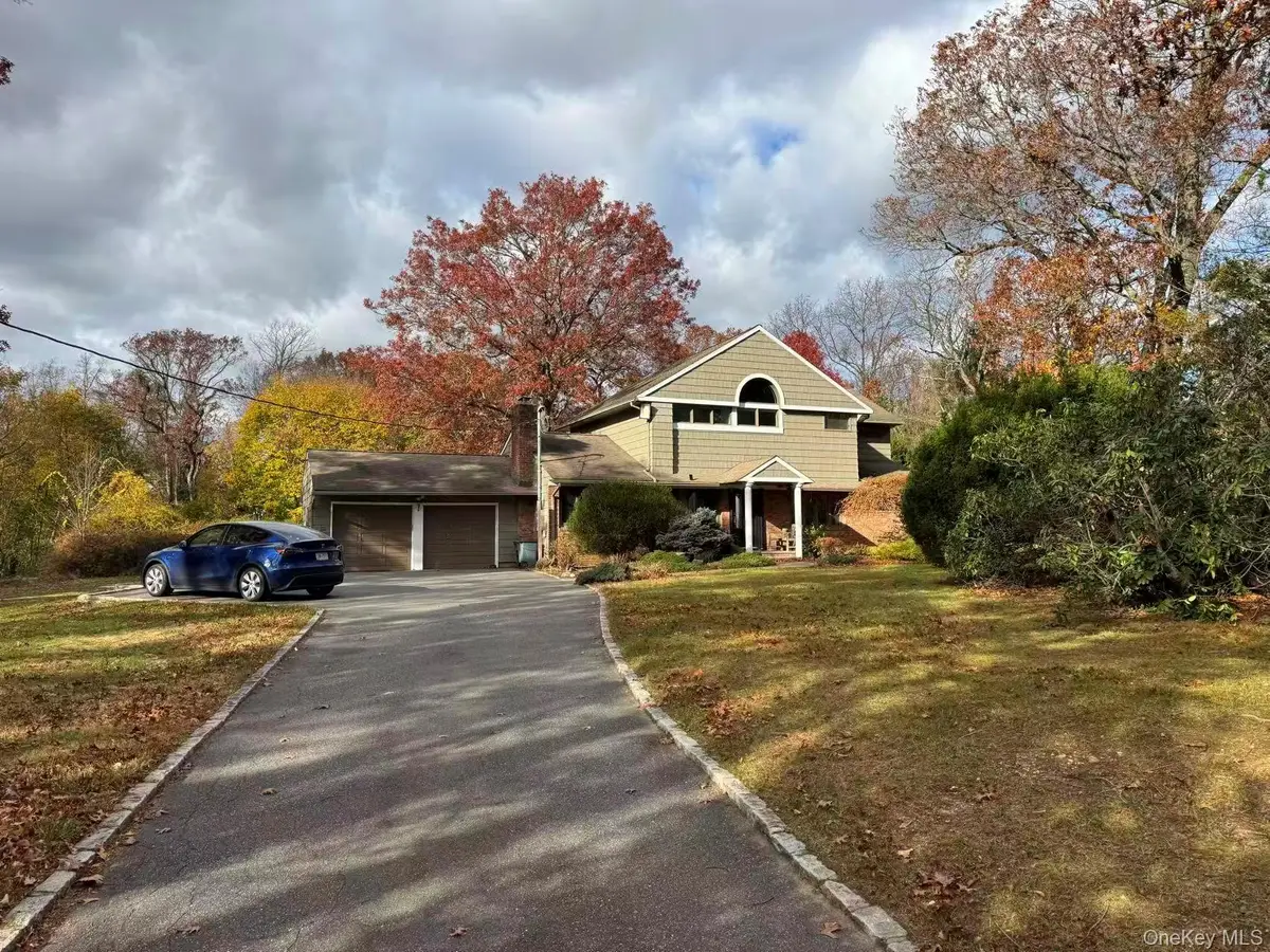 4 Norgate Road, Glen Head, NY 11545 - Image #1