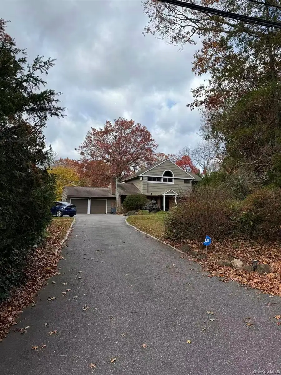 4 Norgate Road, Glen Head, NY 11545 - Image #2