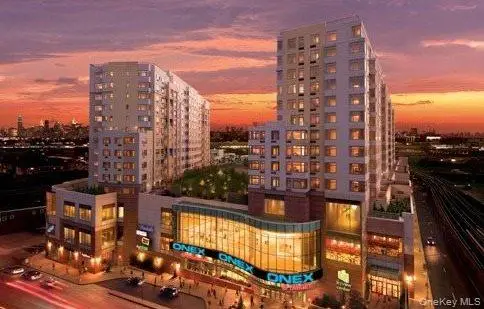 4026 College Point Boulevard #PH2D, Flushing, NY 11354 - Image #1