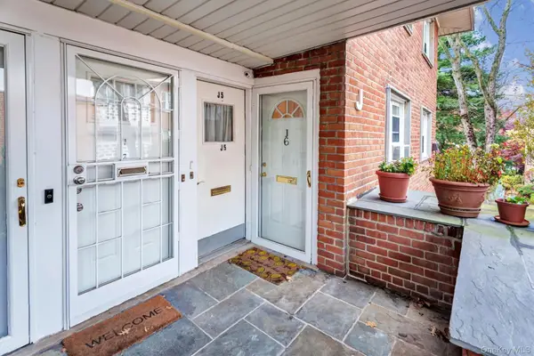 200 S Middle Neck Road #J-6, Great Neck, NY 11021