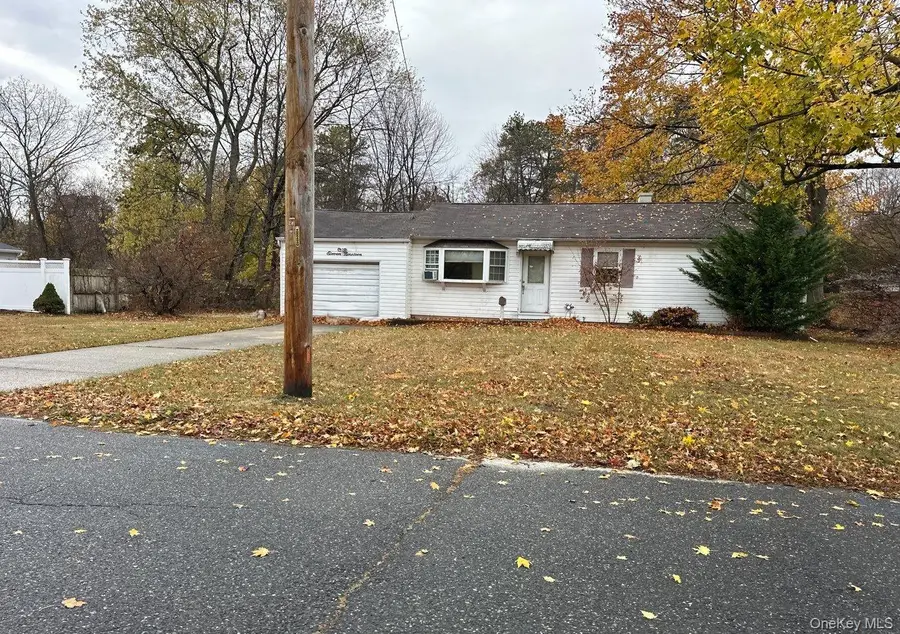 1119 Nugent Avenue, Bay Shore, NY 11706 - Image #2