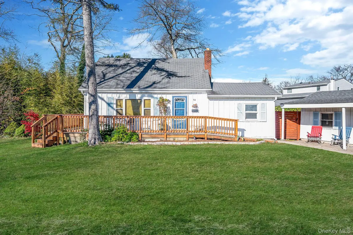 92 E John Street, Lindenhurst, NY 11757 - Image #1