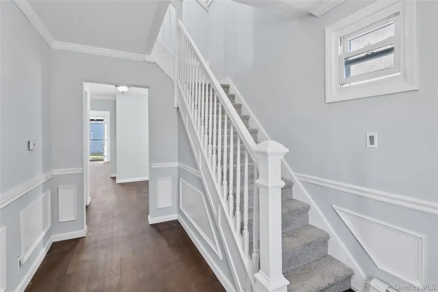 81 Fairground Avenue, Huntington Station, NY 11746 - Image #3