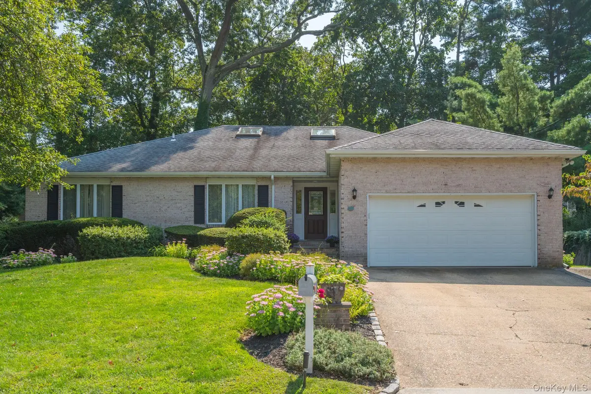 14 Oak Point Drive S, Bayville, NY 11709 - #1