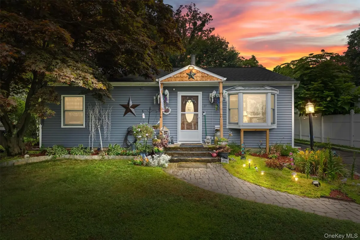 17 Perry Road, Cornwall, NY 12518 - Image #1