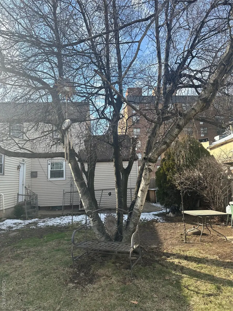 16 Hendrickson Avenue, Hempstead, NY 11550 - Image #2