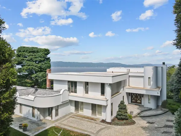 43 Matthiessen Park N, Irvington, NY 10533