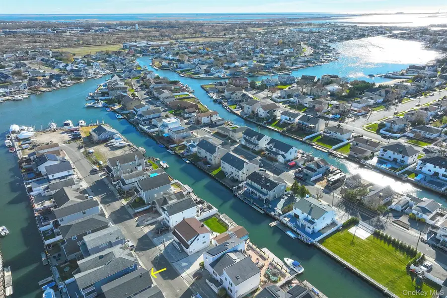 116 Beach Avenue, Bellmore, NY 11710 - Image #2