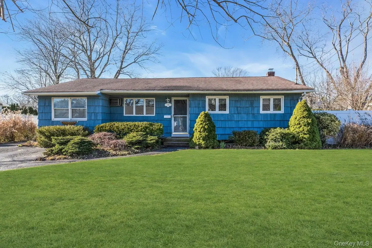 128 Wyandanch Road, Sayville, NY 11782 - Image #1