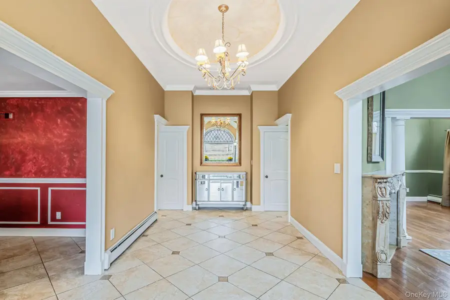 310 Terry Road, Smithtown, NY 11787 - Image #3