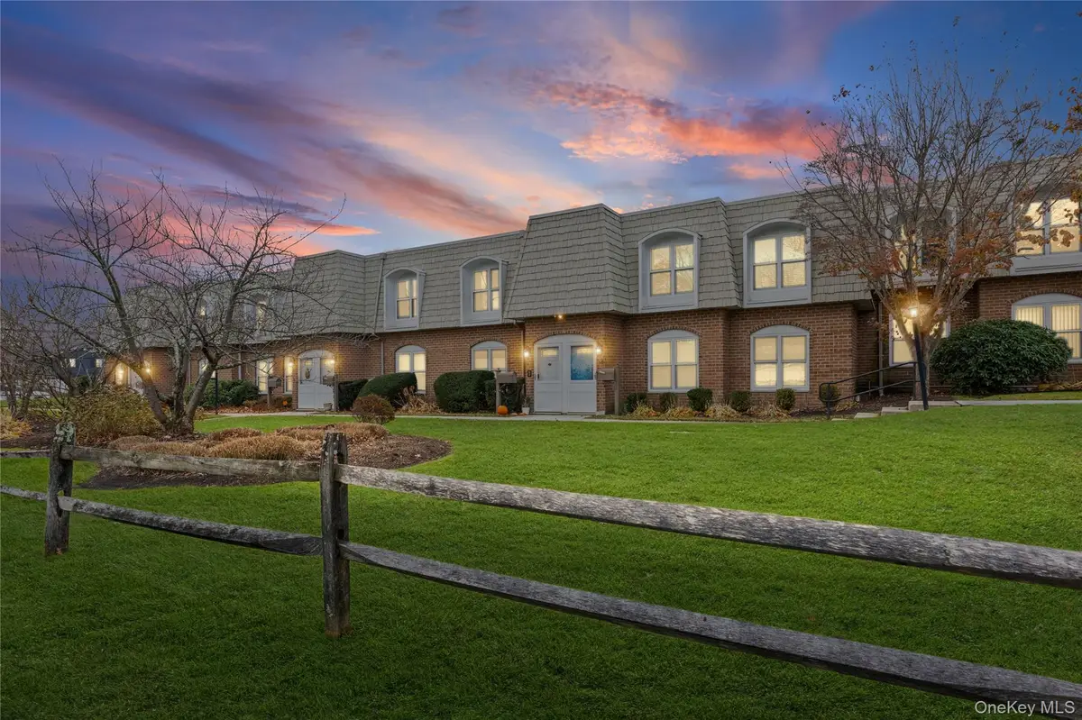 175 Main Avenue #154, Wheatley Heights, NY 11798 - Image #1