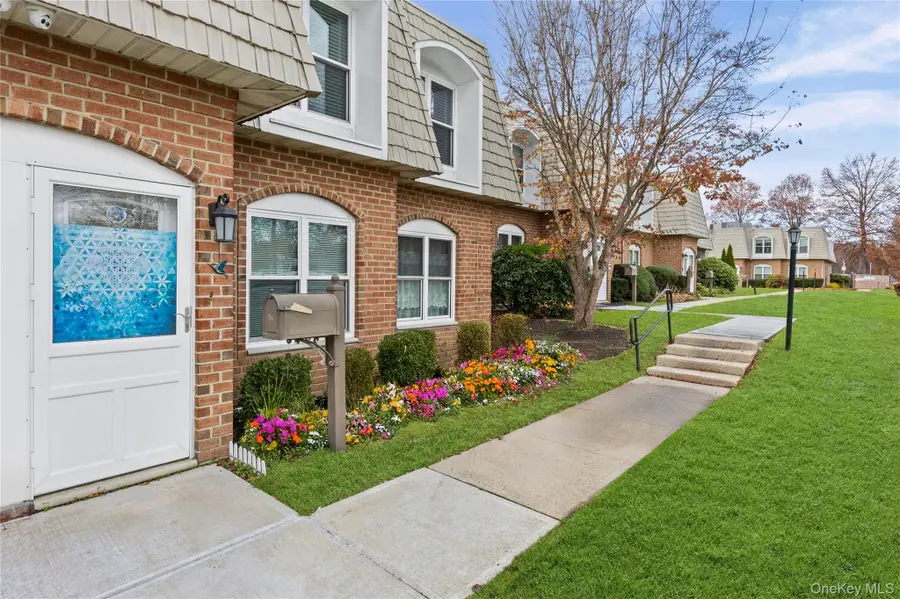 175 Main Avenue #154, Wheatley Heights, NY 11798 - Image #2