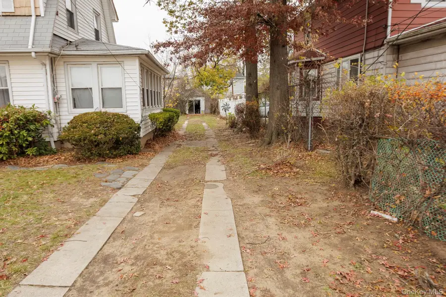 21819 139th Avenue, Springfield Gardens, NY 11413 - Image #3