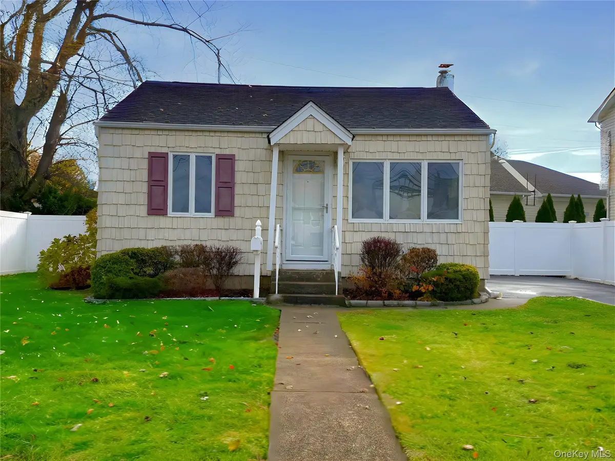 6 Glenda Drive, West Babylon, NY 11704 - Image #1