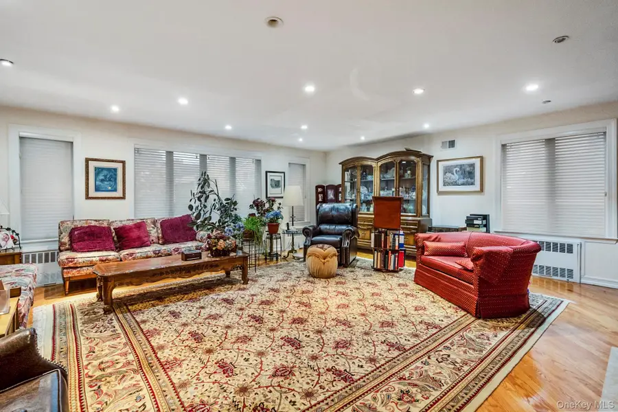 83-47 Abingdon Road, Kew Gardens, NY 11415 - Image #3