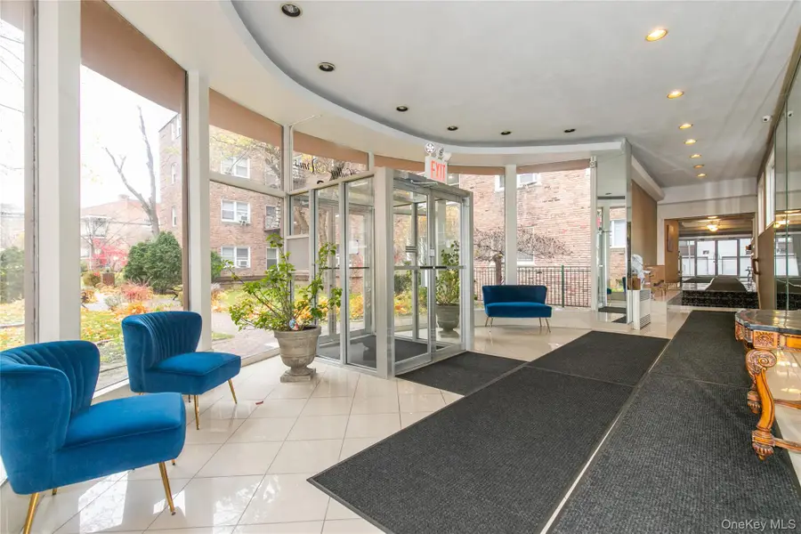 6-8 Wooleys Lane #B-34, Great Neck, NY 11023 - Image #2