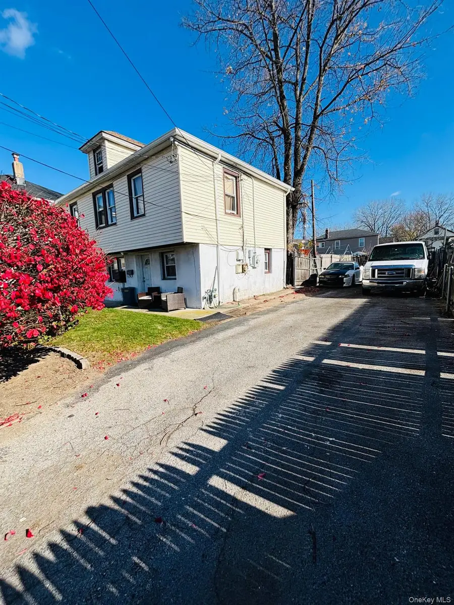 82 Fern Place, Inwood, NY 11096 - Image #3