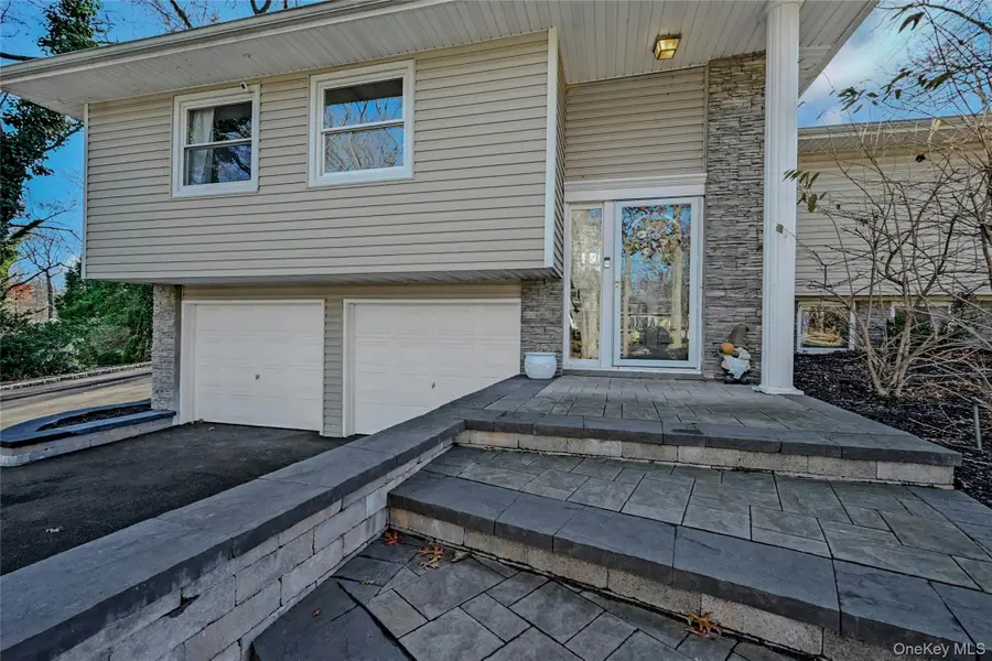 4 Park Road, Rocky Point, NY 11778 - Image #3