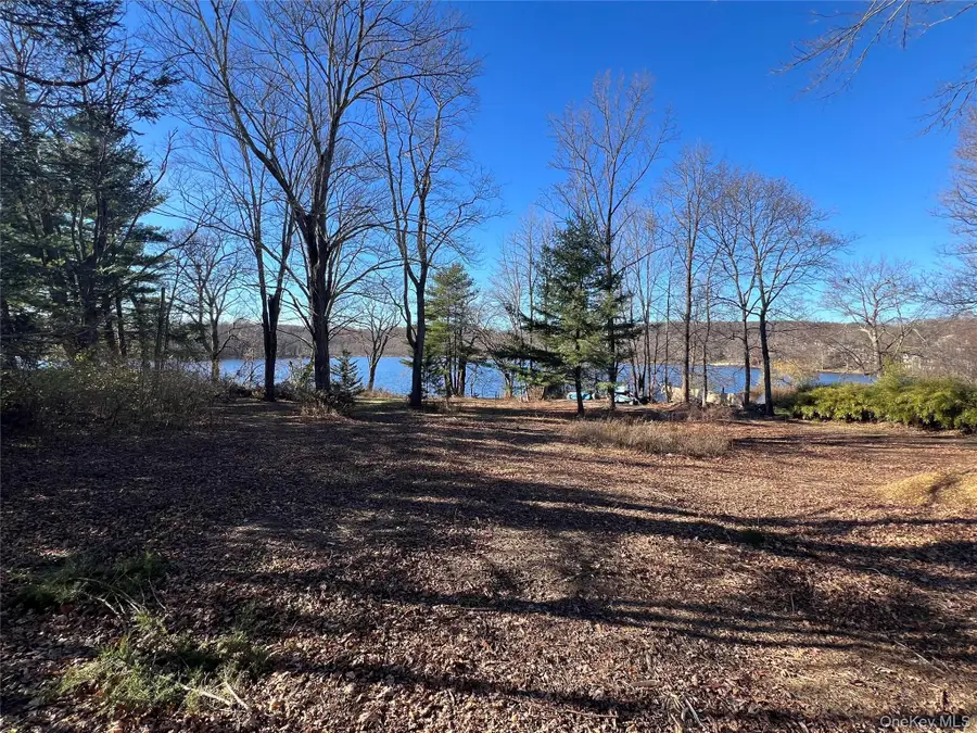 304 Round Lake Terrace, Monroe, NY 10950 - Image #2