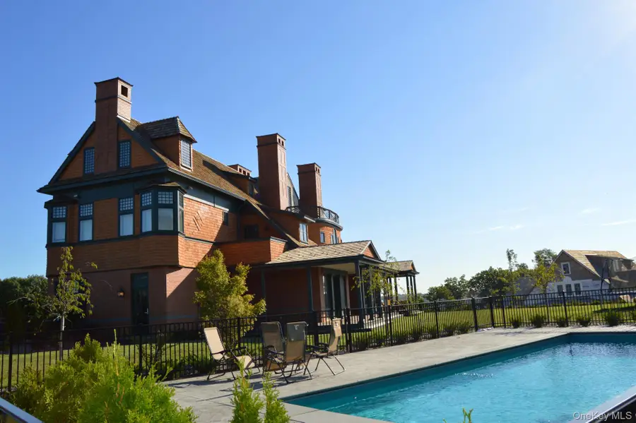 5041 Goodridge Avenue, Bronx, NY 10471 - Image #3