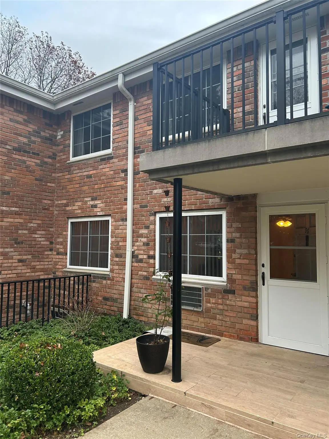 96 Jervis Avenue #96, Farmingdale, NY 11735 - Image #1