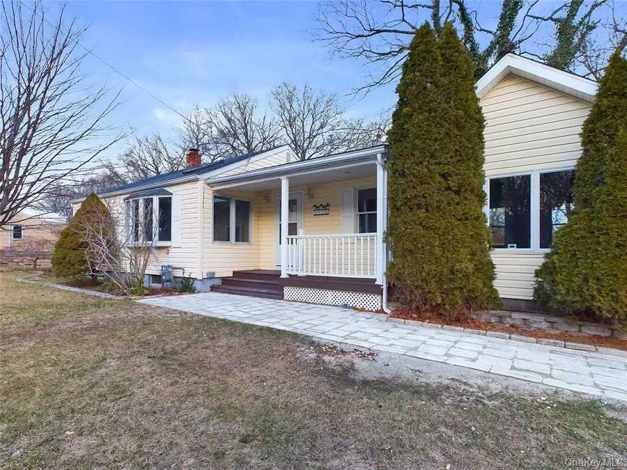 115 Clinton Avenue, Patchogue, NY 11772 - Image #2