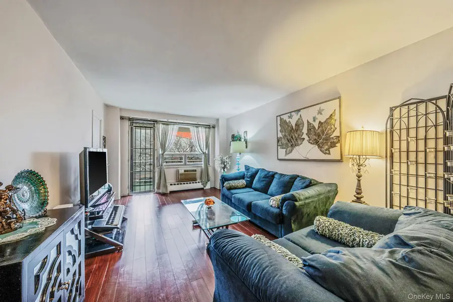 61-25 97 Street #2B, Rego Park, NY 11374 - Image #2
