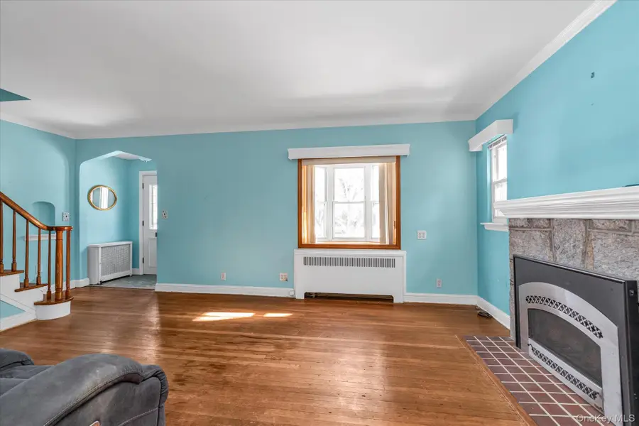 78-14 220th Place, Oakland Gardens, NY 11364 - #3