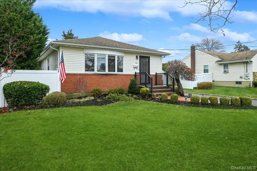 331 N Michigan Avenue, Massapequa, NY 11758 - Image #2
