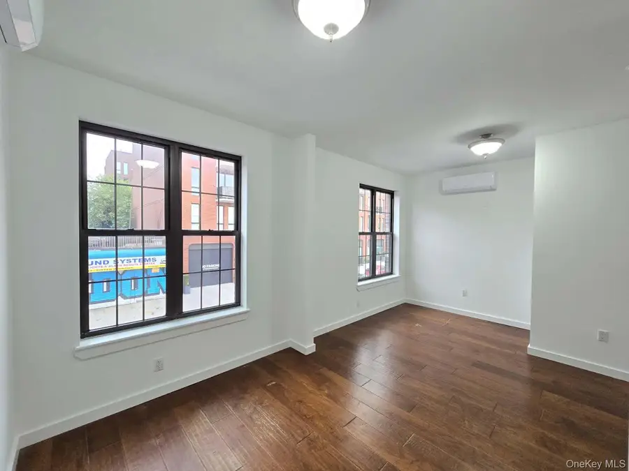 151 Noll Street, Brooklyn, NY 11206 - Image #2