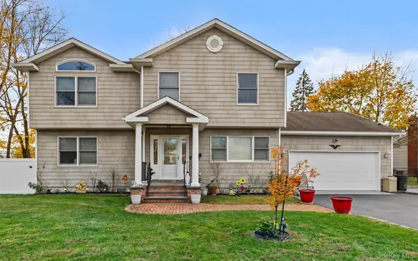 2 Smith Street, Deer Park, NY 11729