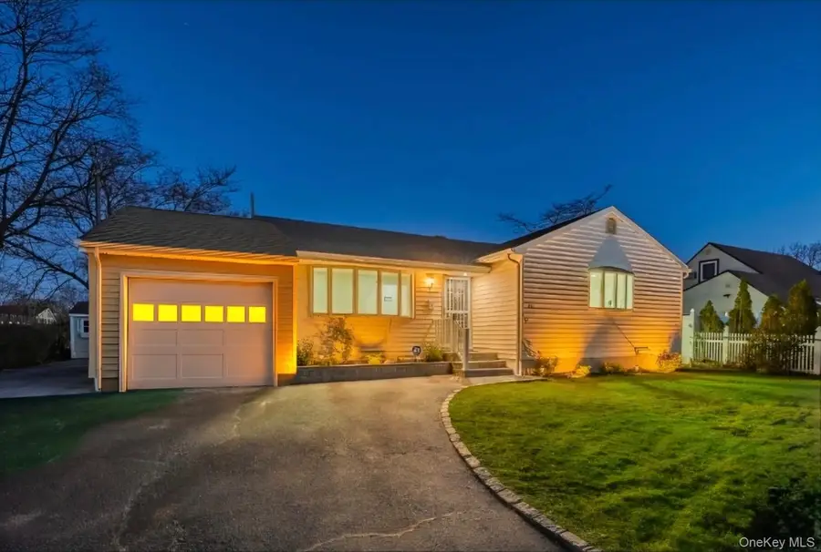 201 Hilltop Drive, Brentwood, NY 11717 - Image #2