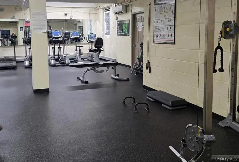 84-01 Main Street #207, Briarwood, NY 11435 - Image #2