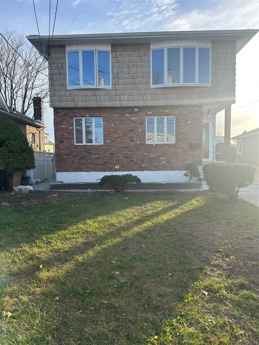 60 Saint Johns Avenue, Valley Stream, NY 11580 - Image #2
