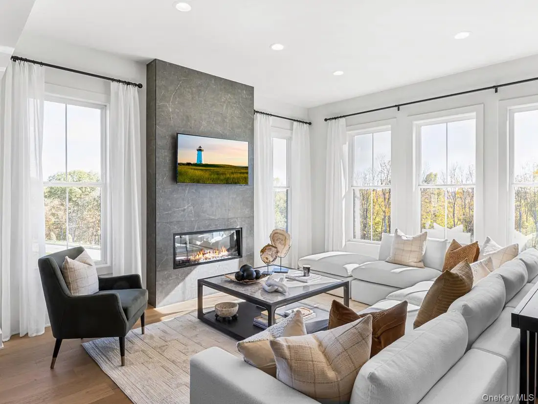 3016 Eastview Lane #111, Carmel, NY 10512 - Image #1