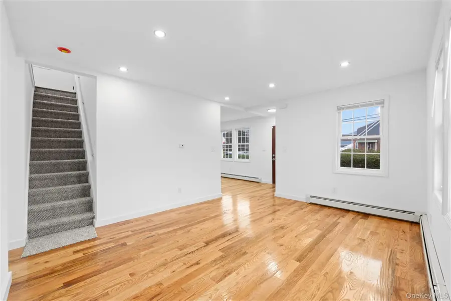 23318 118th Avenue, Cambria Heights, NY 11411 - Image #3