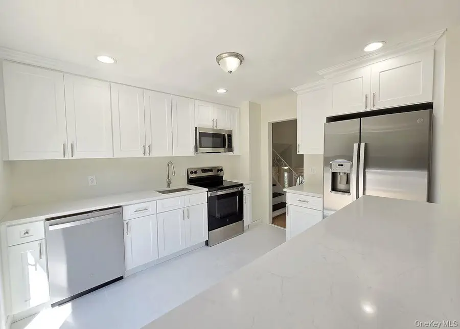 76 Skylark Drive, Holtsville, NY 11742 - Image #2