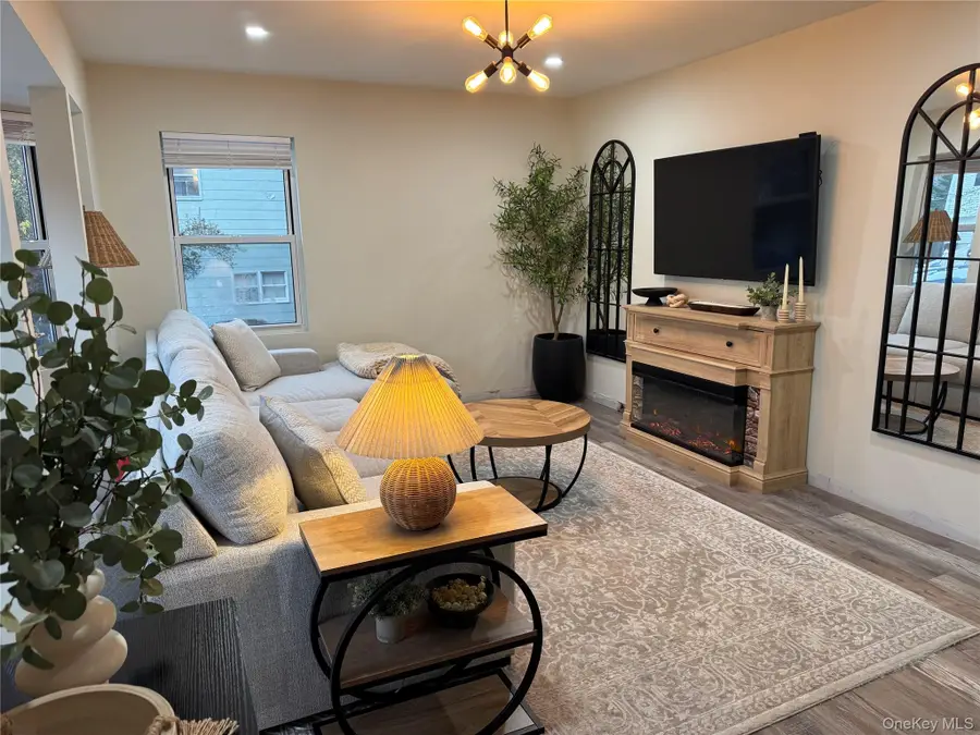 9 Lawrence Street, Tappan, NY 10983 - Image #2