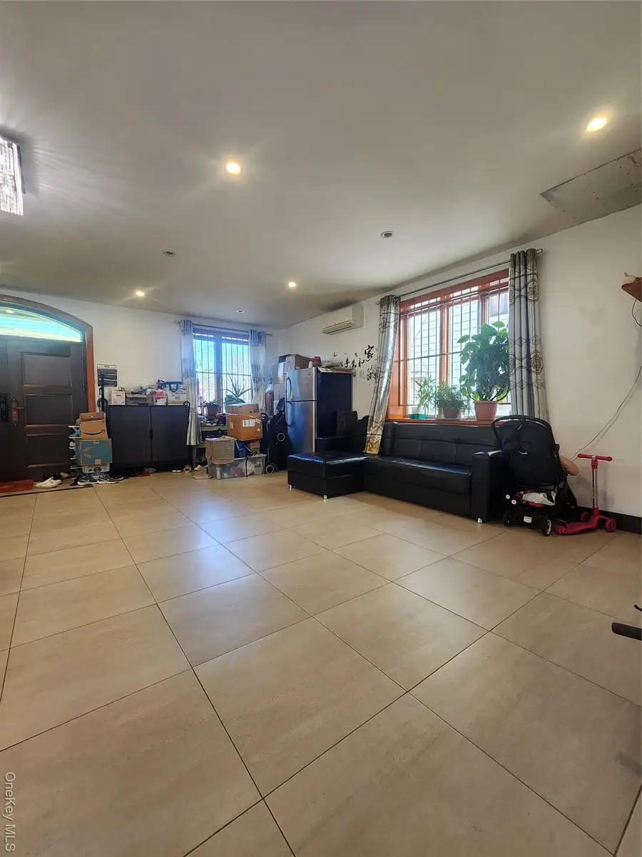 13910 14th Avenue, Whitestone, NY 11357 - Image #2