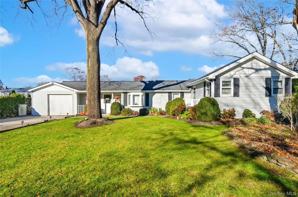 25 45th Street, Islip, NY 11751 - Image #1