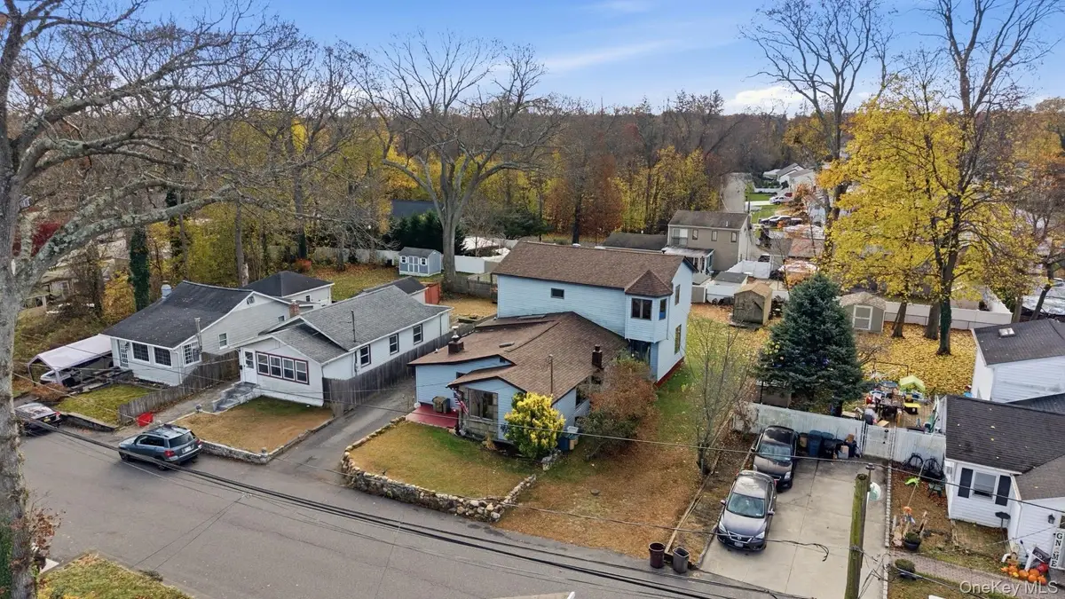 56 Eastview Road, Ronkonkoma, NY 11779 - Image #1