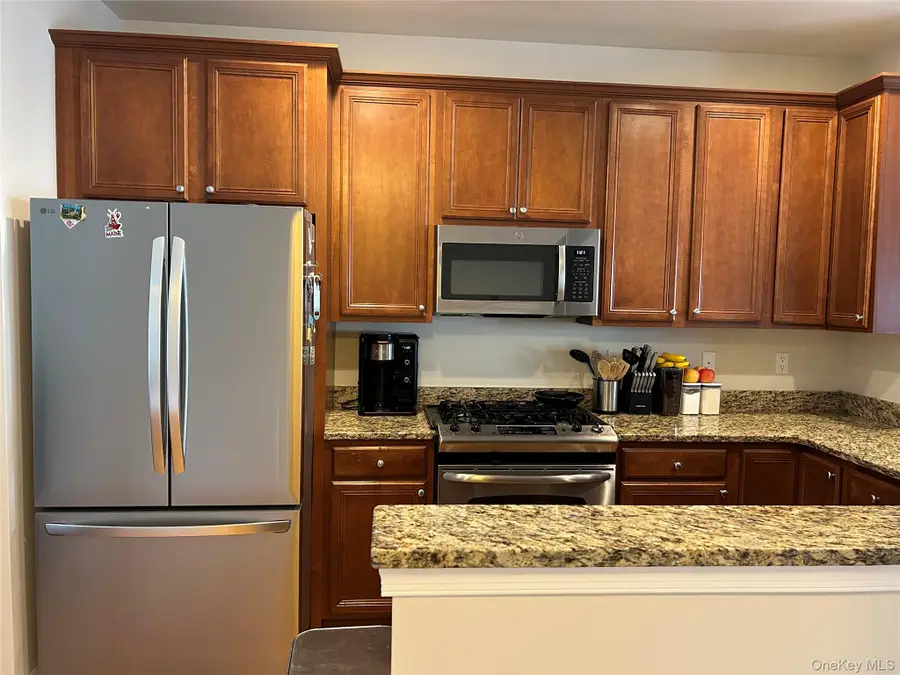 133 Somerset Drive, Massapequa, NY 11758 - Image #3