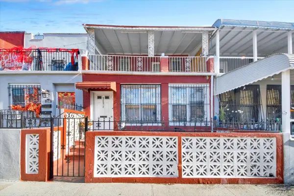 1238 Colgate Avenue, Bronx, NY 10472