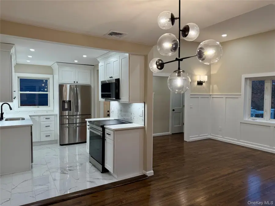 12 Hampton Road, Sound Beach, NY 11789 - Image #2