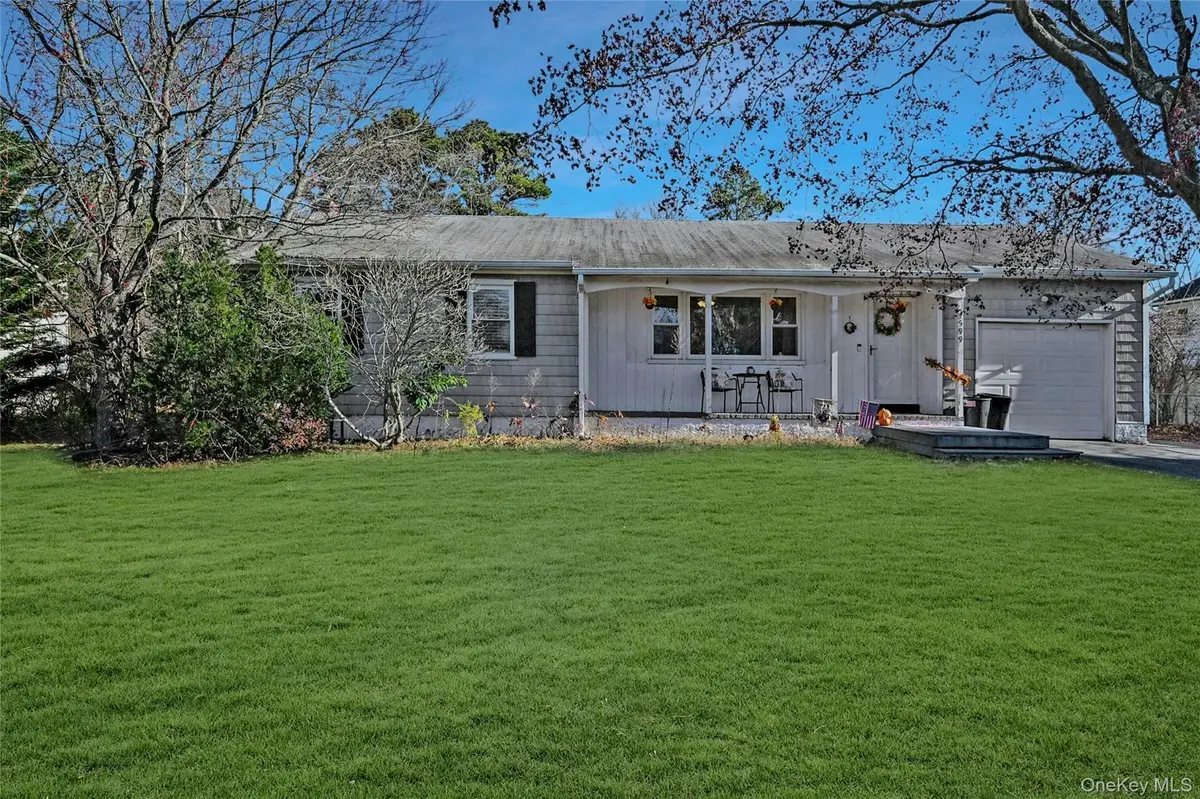 1599 Feureisen Avenue, Bohemia, NY 11716 - Image #1