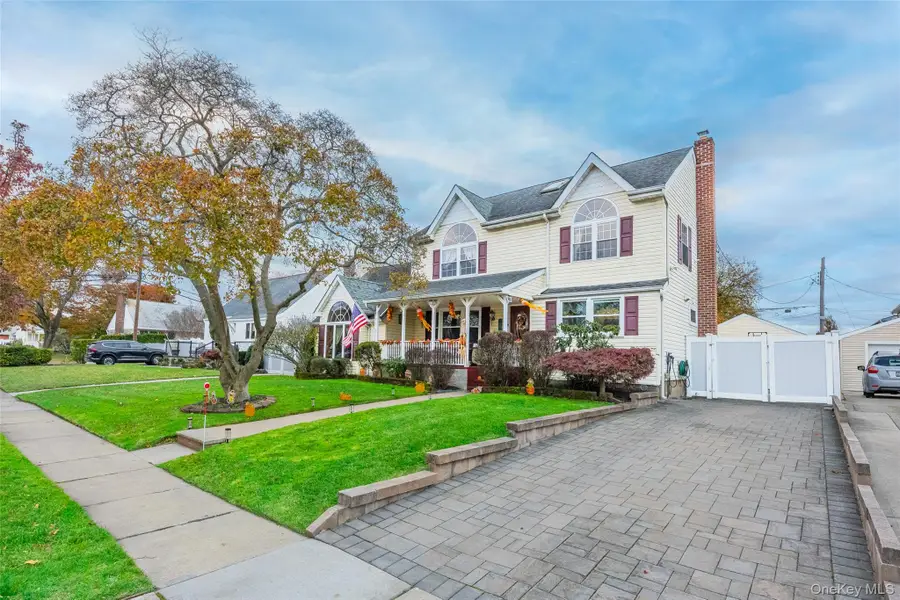 2906 Lawrence Drive, Wantagh, NY 11793 - Image #3