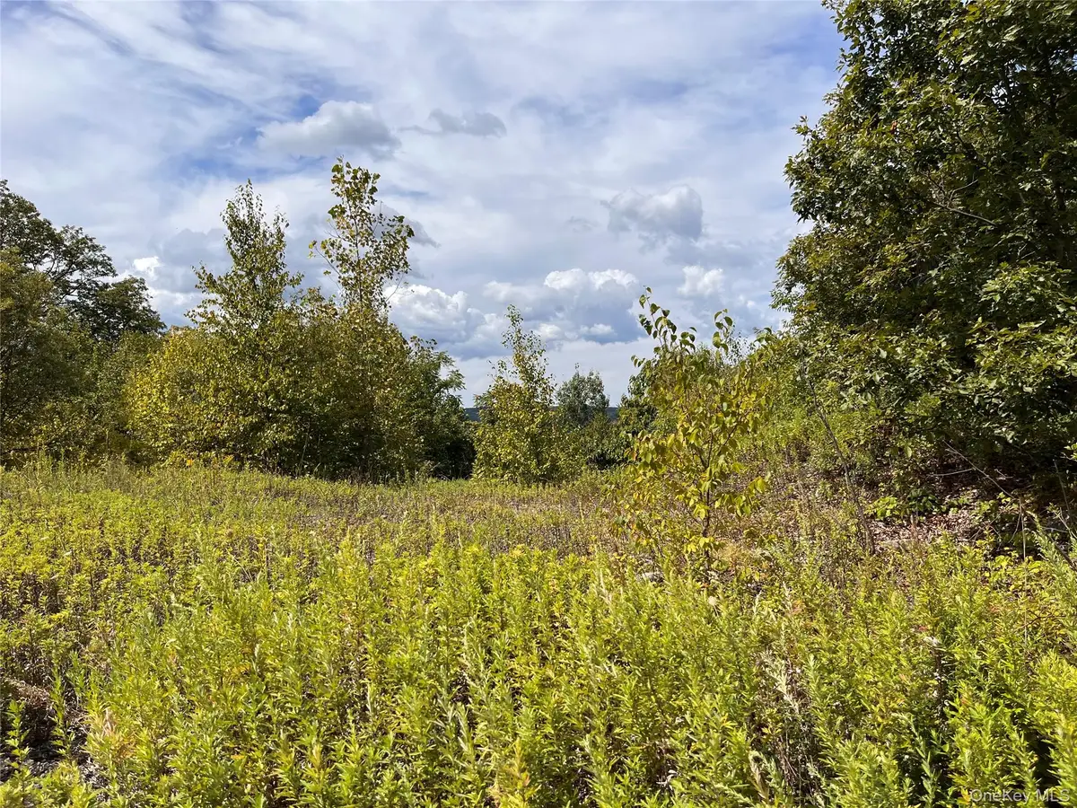 31 Ridgecrest Road, Lake Peekskill, NY 10537 - Image #1